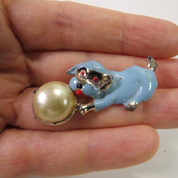 Jewelry - Vintage Enamel Blue Dog Puppy chasing Pearl Ball Lapel Pin Brooch 1940s - 1960s